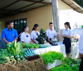 พลเรือเอก พงษ์เทพ หนูเทพ องคมนตรี ... พารามิเตอร์รูปภาพ 7