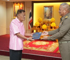 พลเรือเอก พงษ์เทพ หนูเทพ องคมนตรี ประธานกรรมการบริหาร ... พารามิเตอร์รูปภาพ 6