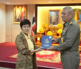 พลเรือเอก พงษ์เทพ หนูเทพ องคมนตรี ประธานกรรมการบริหาร ... พารามิเตอร์รูปภาพ 11