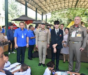 พลเรือเอก พงษ์เทพ หนูเทพ องคมนตรี ประธานกรรมการบริหาร ... พารามิเตอร์รูปภาพ 5