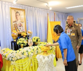 พิธีรับพระราชทานเข็มที่ระลึกตราสัญลักษณ์งานเฉลิมพระเกียรติพระบาทสมเด็จพระเจ้าอยู่หัว เนื่องในโอกาสพระราชพิธีมหามงคลเฉลิมพระชนมพรรษา ๖ รอบ ๗๒ พรรษา ๒๘ กรกฎาคม ๒๕๖๗ ... พารามิเตอร์รูปภาพ 19