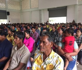 มูลนิธิราชประชานุเคราะห์ในพระบรมราชูปถัมภ์มอบผ้าห่มกันหนาวพระราชทาน ที่อำเภอชุมตาบง และอำเภอแม่เปิน จ.นครสวรรค์ ... พารามิเตอร์รูปภาพ 9