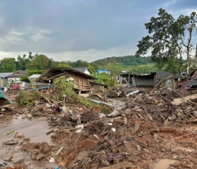 พระบาทสมเด็จพระเจ้าอยู่หัว ทรงพระกรุณาโปรดเกล้าฯ ให้ ... พารามิเตอร์รูปภาพ 22