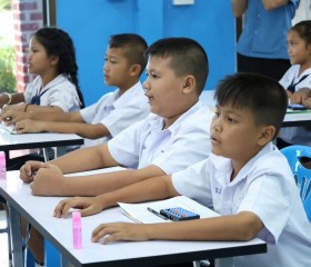 พลเรือเอก พงษ์เทพ หนูเทพ องคมนตรี ... พารามิเตอร์รูปภาพ 4