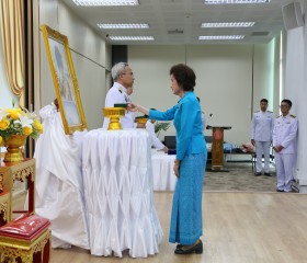 ขอแสดงความยินดีกับผู้ที่ได้รับพระราชทานพิธีรับพระราชทานเครื่องราชอิสริยาภรณ์ฯ ประจำปี ๒๕๖๗ ... พารามิเตอร์รูปภาพ 1