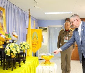 พลเรือเอก พงษ์เทพ หนูเทพ องคมนตรี ประธานกรรมการบริหาร ... พารามิเตอร์รูปภาพ 4