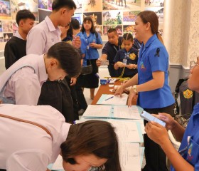 พลเรือเอก พงษ์เทพ หนูเทพ องคมนตรี ... พารามิเตอร์รูปภาพ 22