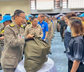 พระบาทสมเด็จพระเจ้าอยู่หัว ทรงพระกรุณาโปรดเกล้าฯ ให้ ... พารามิเตอร์รูปภาพ 10