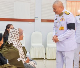 พระบาทสมเด็จพระเจ้าอยู่หัว ทรงพระกรุณาโปรดเกล้าฯ ให้ ... พารามิเตอร์รูปภาพ 13