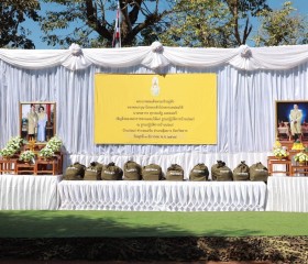 นายพลากร สุวรรณรัฐ องคมนตรี นายกมูลนิธิราชประชานุเคราะห์ฯ ... พารามิเตอร์รูปภาพ 3