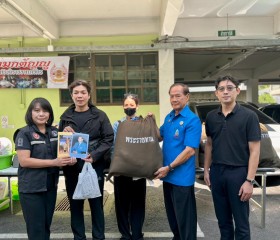 นายวิลาศ รุจิวัฒนพงศ์ รองประธานฝ่ายบรรเทาทุกข์ ... พารามิเตอร์รูปภาพ 5