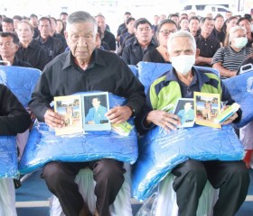 นายอนันต์ นาคนิยม ผู้ว่าราชการจังหวัดชัยภูมิ ... พารามิเตอร์รูปภาพ 3