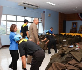 พลเรือเอก พงษ์เทพ หนูเทพ องคมนตรี ... พารามิเตอร์รูปภาพ 44