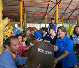 นายวิลาศ รุจิวัฒนพงศ์ รองประธานฝ่ายบรรเทาทุกข์ ... พารามิเตอร์รูปภาพ 24