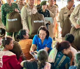 นายประภาส ศรีจันทร์เวียง รองผู้ว่าราชการจังหวัดสุรินทร์ ... พารามิเตอร์รูปภาพ 44