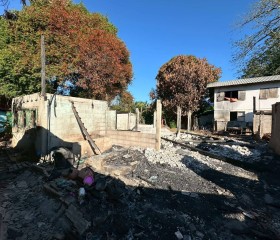 นายเดชาธร เชาว์เลขา รองผู้ว่าราชการจังหวัดพระนครศรีอยุธยา ... พารามิเตอร์รูปภาพ 1