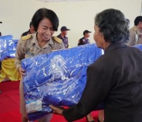 นางรณิดา เหลืองฐิติสกุล ผู้ว่าราชการจังหวัดสกลนคร ... พารามิเตอร์รูปภาพ 2