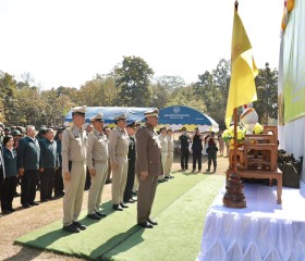 นายพลากร สุวรรณรัฐ องคมนตรี นายกมูลนิธิราชประชานุเคราะห์ฯ ... พารามิเตอร์รูปภาพ 4