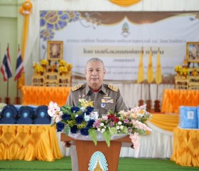 พลเรือเอก พงษ์เทพ หนูเทพ องคมนตรี ... พารามิเตอร์รูปภาพ 16