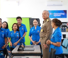 พลเรือเอก พงษ์เทพ หนูเทพ องคมนตรี ... พารามิเตอร์รูปภาพ 12