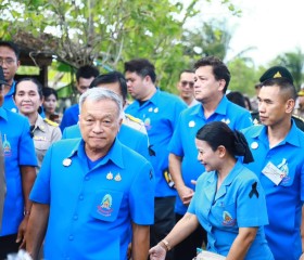 พลเรือเอก พงษ์เทพ หนูเทพ องคมนตรี ... พารามิเตอร์รูปภาพ 6