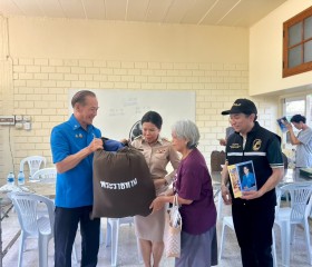 นายวิลาศ รุจิวัฒนพงศ์ รองประธานฝ่ายบรรเทาทุกข์ ... พารามิเตอร์รูปภาพ 2