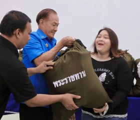 นายวิลาศ รุจิวัฒนพงศ์ รองประธานฝ่ายบรรเทาทุกข์ ... พารามิเตอร์รูปภาพ 3