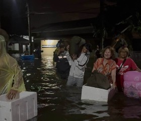 พระบาทสมเด็จพระเจ้าอยู่หัว และสมเด็จพระนางเจ้าฯ ... พารามิเตอร์รูปภาพ 18