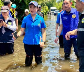 พระบาทสมเด็จพระเจ้าอยู่หัว และสมเด็จพระนางเจ้าฯ ... พารามิเตอร์รูปภาพ 41