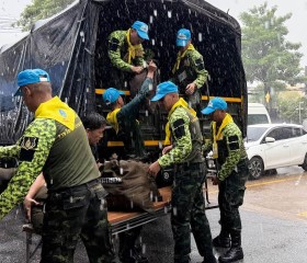 พลเรือเอก พงษ์เทพ หนูเทพ องคมนตรี ... พารามิเตอร์รูปภาพ 72