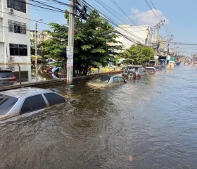 พลเรือเอก พงษ์เทพ หนูเทพ องคมนตรี ... พารามิเตอร์รูปภาพ 67