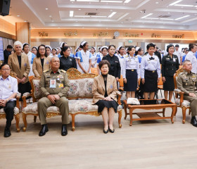 พลเรือเอก พงษ์เทพ หนูเทพ องคมนตรี ประธานกรรมการบริหาร ... พารามิเตอร์รูปภาพ 7