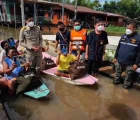 มอบสิ่งของพระราชทาน จังหวัดสุโขทัย พารามิเตอร์รูปภาพ 9