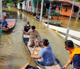 มอบสิ่งของพระราชทาน จังหวัดสุโขทัย พารามิเตอร์รูปภาพ 10