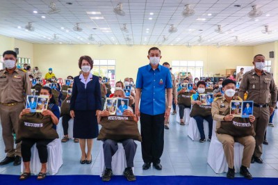 นายสิธิชัย จินดาหลวง ผู้ว่าราชการจังหวัดลำปาง ... พารามิเตอร์รูปภาพ 1