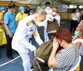 นายอำพน กิตติอำพน องคมนตรี ร่วมกับมูลนิธิราชประชานุเคราะห์ ... พารามิเตอร์รูปภาพ 11