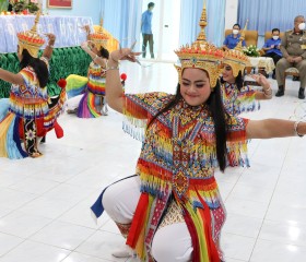 พลเรือเอก พงษ์เทพ หนูเทพ องคมนตรี ประธานกรรมการบริหาร ... พารามิเตอร์รูปภาพ 4