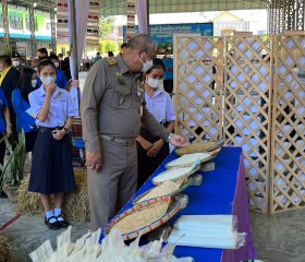 พลเรือเอก พงษ์เทพ หนูเทพ องคมนตรี ประธานกรรมการบริหาร ... พารามิเตอร์รูปภาพ 2