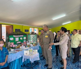 พลเรือเอก พงษ์เทพ หนูเทพ องคมนตรี ประธานกรรมการบริหาร ... พารามิเตอร์รูปภาพ 2