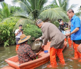 พลอากาศเอกชลิต พุกผาสุข องคมนตรี ... พารามิเตอร์รูปภาพ 6