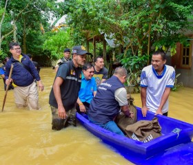 นายวิทศักดิ์ จำเริญนุสิต นายอำเภอเมืองยะลา ... พารามิเตอร์รูปภาพ 4